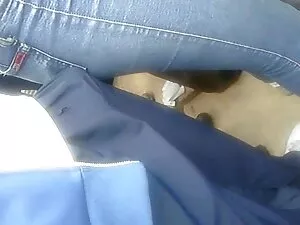 Ragazza sulla poltro ...